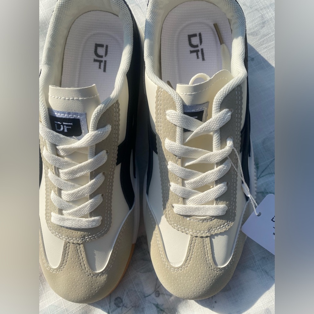 Women's Cream and Black Sneakers